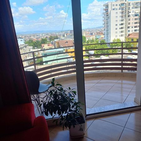 Flodril Appartment Durrës Esterno foto
